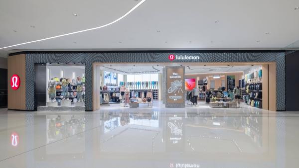 lululemon重庆金沙天街门店正式开业