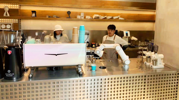 创新“咖啡+AI"模式，镁伽诠释未来智慧零售新定义