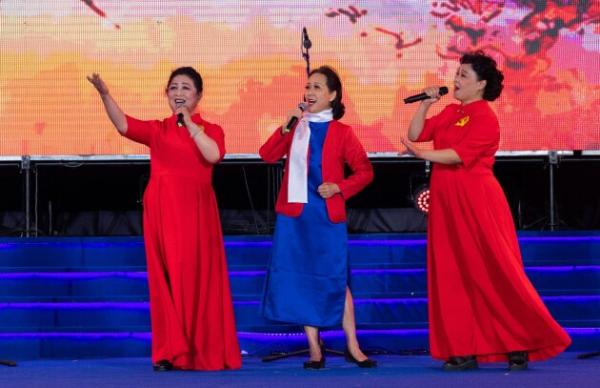  百年华诞喜同庆 唱响红歌颂党恩 那香海第六届社区文化艺术节开幕式