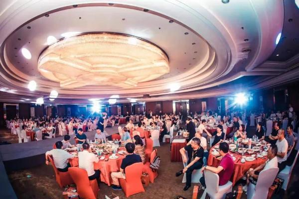  财富盛宴·扬帆启杭 ——2021黄金酱酒品牌发布会（杭州站）成功举办！