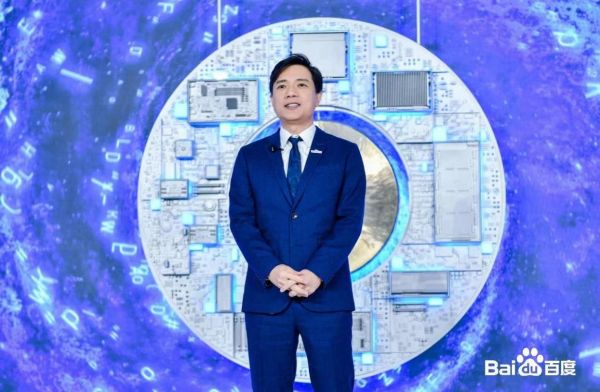 造型师史珩宇—李彦宏御用妆发师