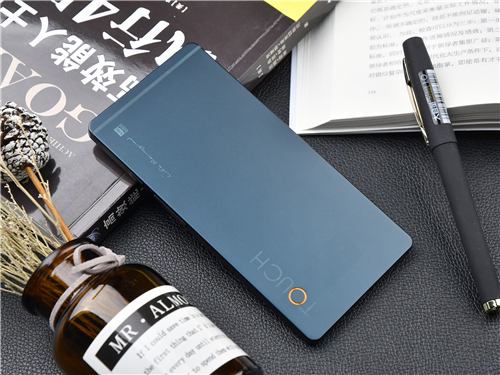电子阅读的新宠？海信TOUCH让音乐和阅读更配哟