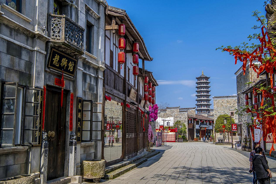 金秋十月，深圳文交所·文昌里艺术品拍卖会约定你，现面向全国征集拍品