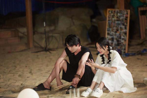 《女儿4》张雨绮学潜水意外受伤李莎旻子隔壁老樊庆恋爱周年