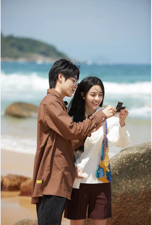 《女儿4》张雨绮李柄熹犀利问答 周扬青约会遇难题