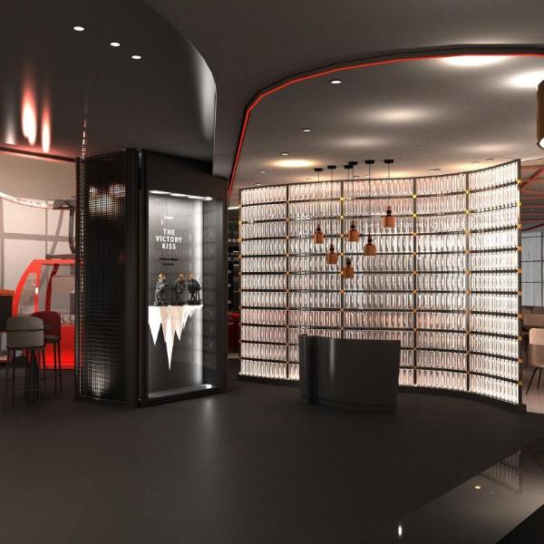  丽芮酒店携手潮玩IP「The Victory Kiss」，打开独属的趣意时光