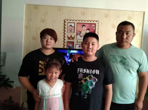 团油：跟车80后货运司机，每一脚油门都是小家庭的大幸福