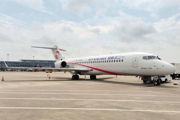 东航技术首次完成国产ARJ21-700飞机5A检工作