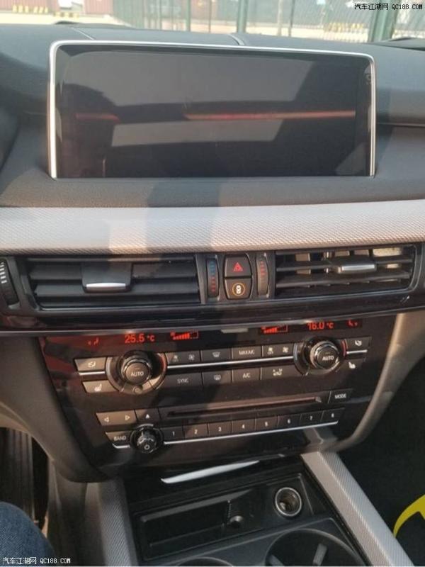 18款宝马X5M运动版配置倒车影像最新体验