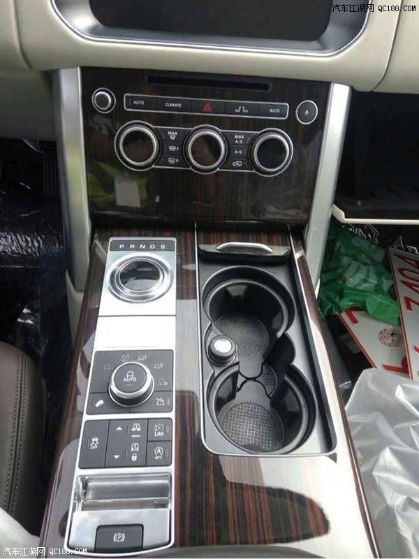 17款路虎揽胜3.0黑咖汽油行政加长版价格