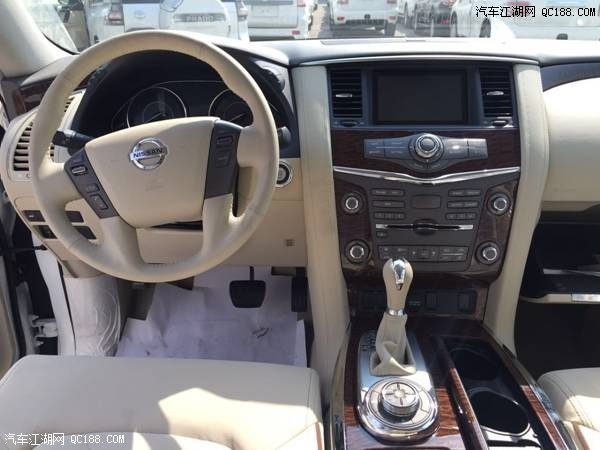 18款日产途乐Y62 4.0XE SE LE中东版体验