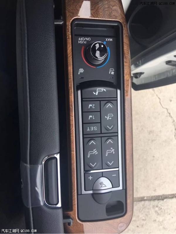 2018款丰田埃尔法3.5L六档V6手自版实拍