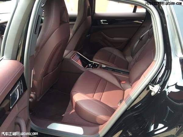 17款保时捷帕拉梅拉四门轿跑高配版实拍