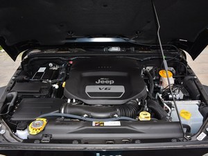 牧马人现金优惠4万元欢迎进店试乘试驾