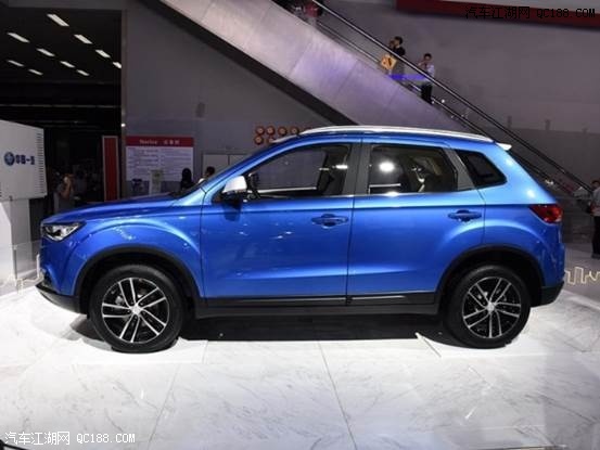 原创一汽奔腾X40新D-Life试驾 均衡家用SUV