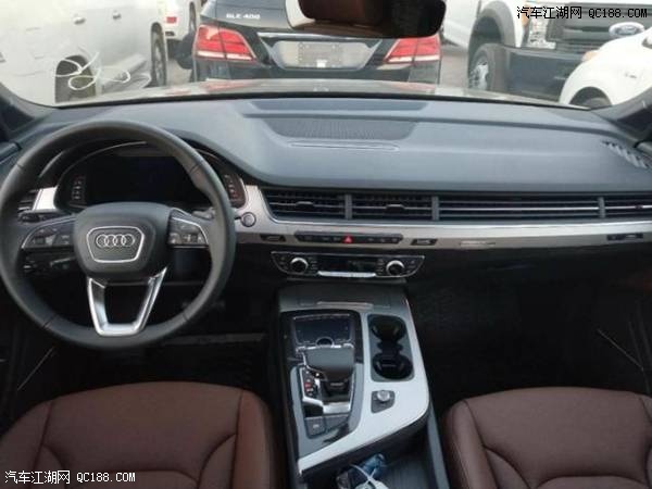 18款奥迪Q7 3.0T黑咖七座科技加规版解析