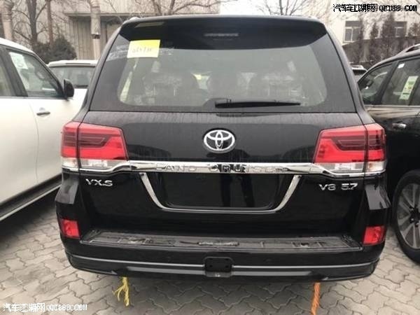 中东版18款丰田酷路泽5700配置性能解析