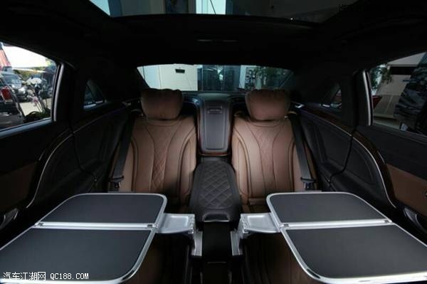 17款奔驰迈巴赫S600 6.0T双涡V12版报价