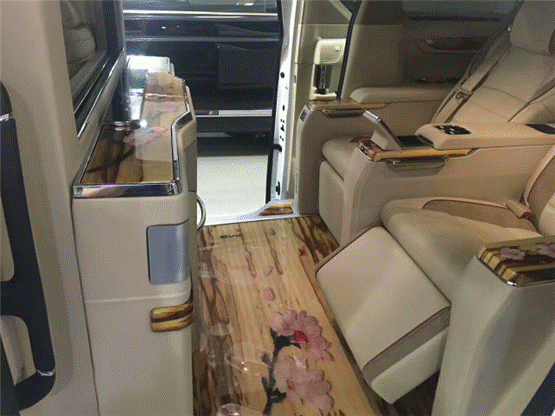 18款丰田埃尔法蒙娜丽莎总裁商务车价格