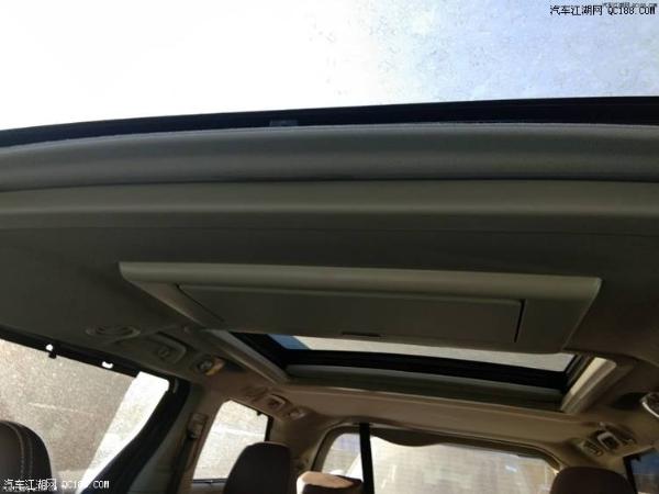 2017款丰田塞纳四驱顶配感应氙灯体验