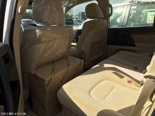 17款丰田酷路泽4000熏黑大灯设计解读