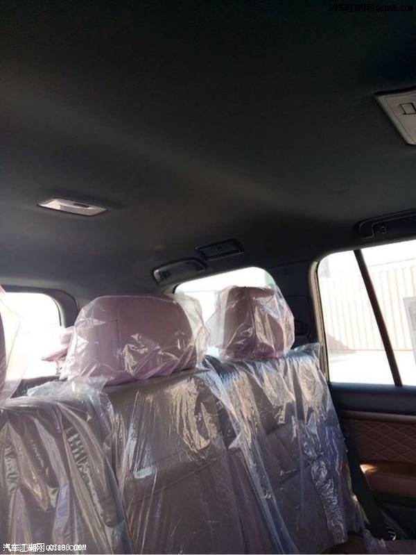 中东版18款丰田酷路泽5700配置性能解析