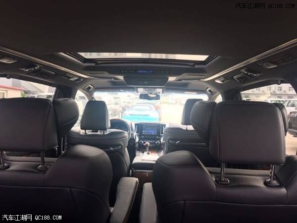 2018款丰田埃尔法3.5L六档V6手自版实拍