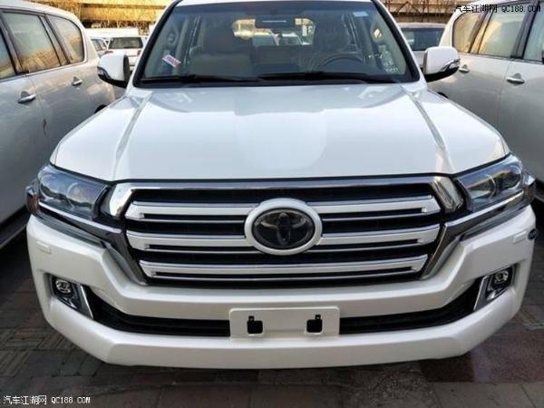 17款丰田酷路泽4000熏黑大灯设计解读