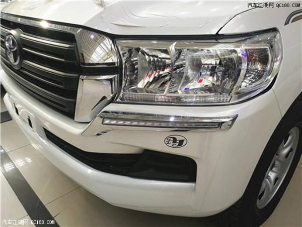 天津港口18款酷路泽4000丐版最新报价