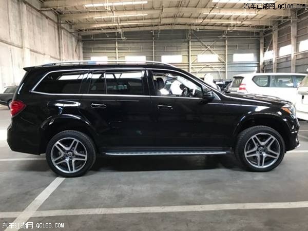 18款奔驰GLS500 4.7T双涡轮增压墨版感受