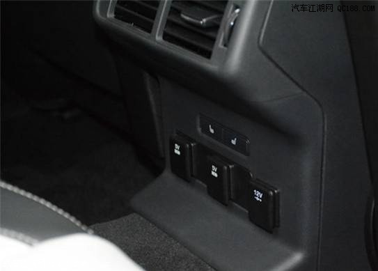 2017款路虎揽胜星脉2.0T汽油柴油版价格