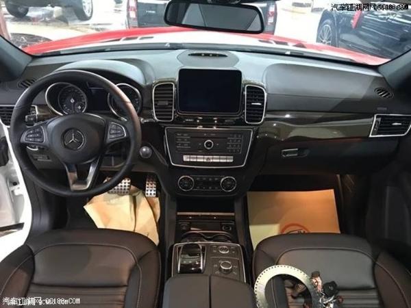 港口18款奔驰GLE400墨版全景天窗报价