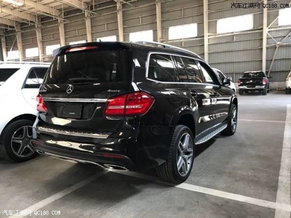 18款奔驰GLS500 4.7T双涡轮增压墨版感受