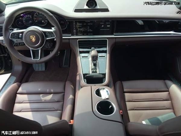 17款保时捷帕拉梅拉四门轿跑高配版实拍