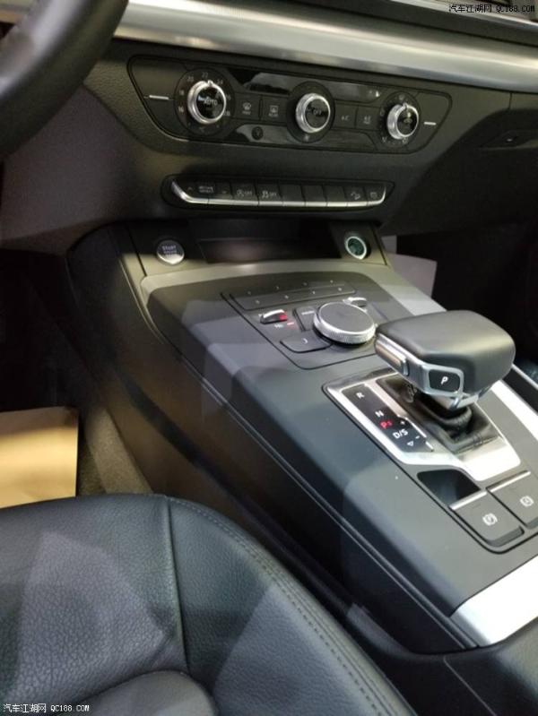 进口18款奥迪Q5 8速手自一体变速箱试驾