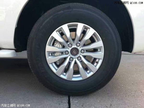 2018款日产途乐Y62 4.0XE七座七速版感受