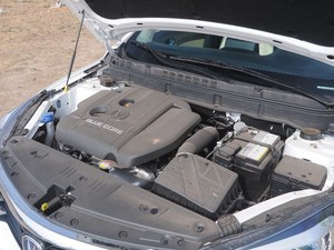 武汉长安悦翔V7全系降4千 店内车源紧张