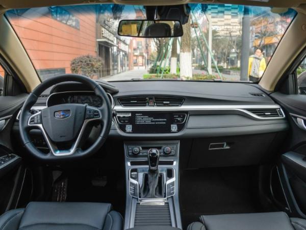 原创全新吉利帝豪开始预售 配置丰富价格低