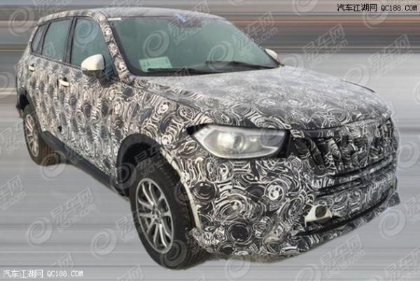 原创华晨中华V7 2.0L手动挡车型路试谍照