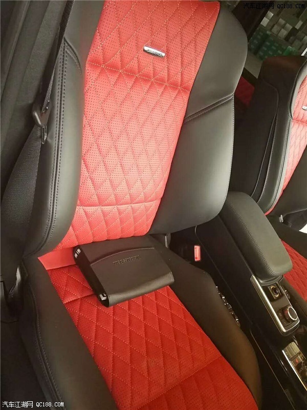 17款加版奔驰G63 AMG顶级车型实拍图解