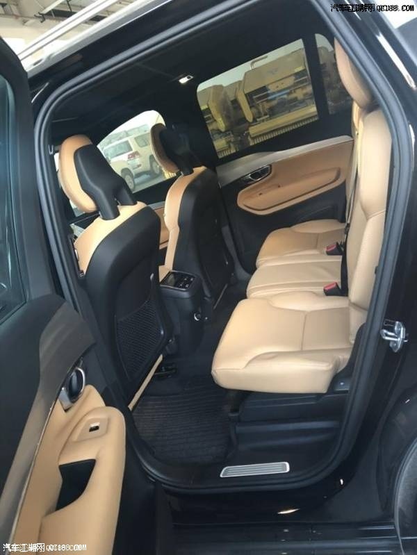 17款沃尔沃XC90 2.0T七座加版现车优惠价