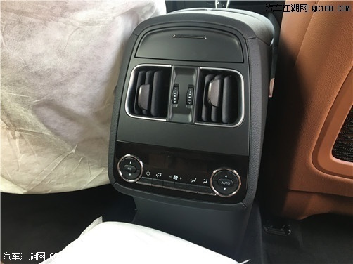 18款玛莎拉蒂莱万特Levante四驱SUV解读