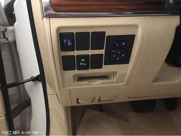 酷路泽4600带绞盘配置油耗解析报价评测