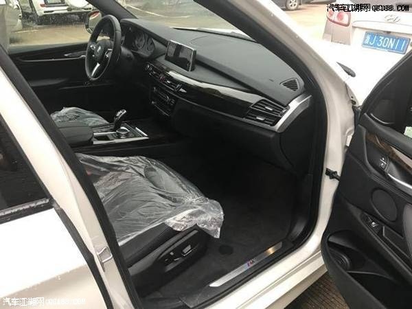 2018款宝马X5中东版3.0T基本现车实拍