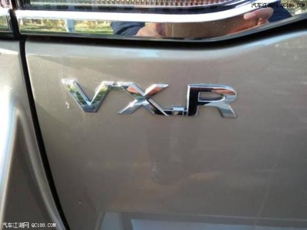 进口18款丰田酷路泽5700配置380马力试驾