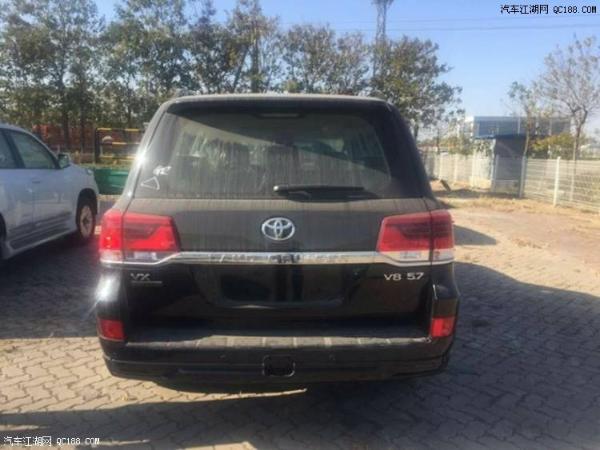 平行进口17款丰田酷路泽5700VX七座价格
