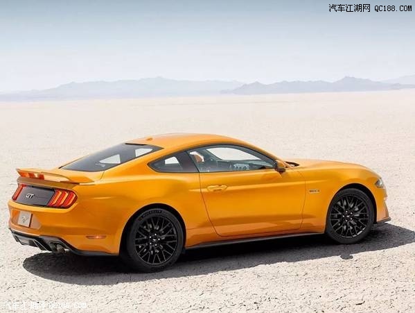 两门平民超跑 18款福特野马加版2.3T测评