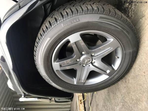 平行进口18款奔驰G500现车内饰设计解析