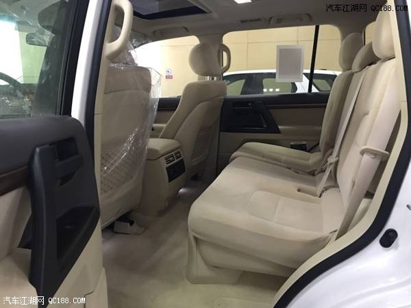 18款酷路泽4000中东版八座真皮座椅价格