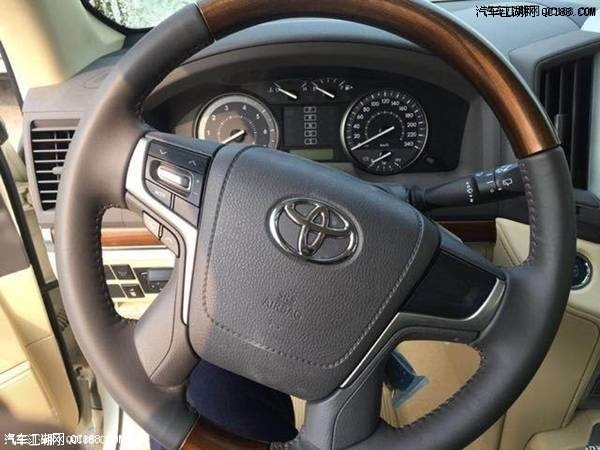 2018款丰田酷路泽4600中东版详细参数